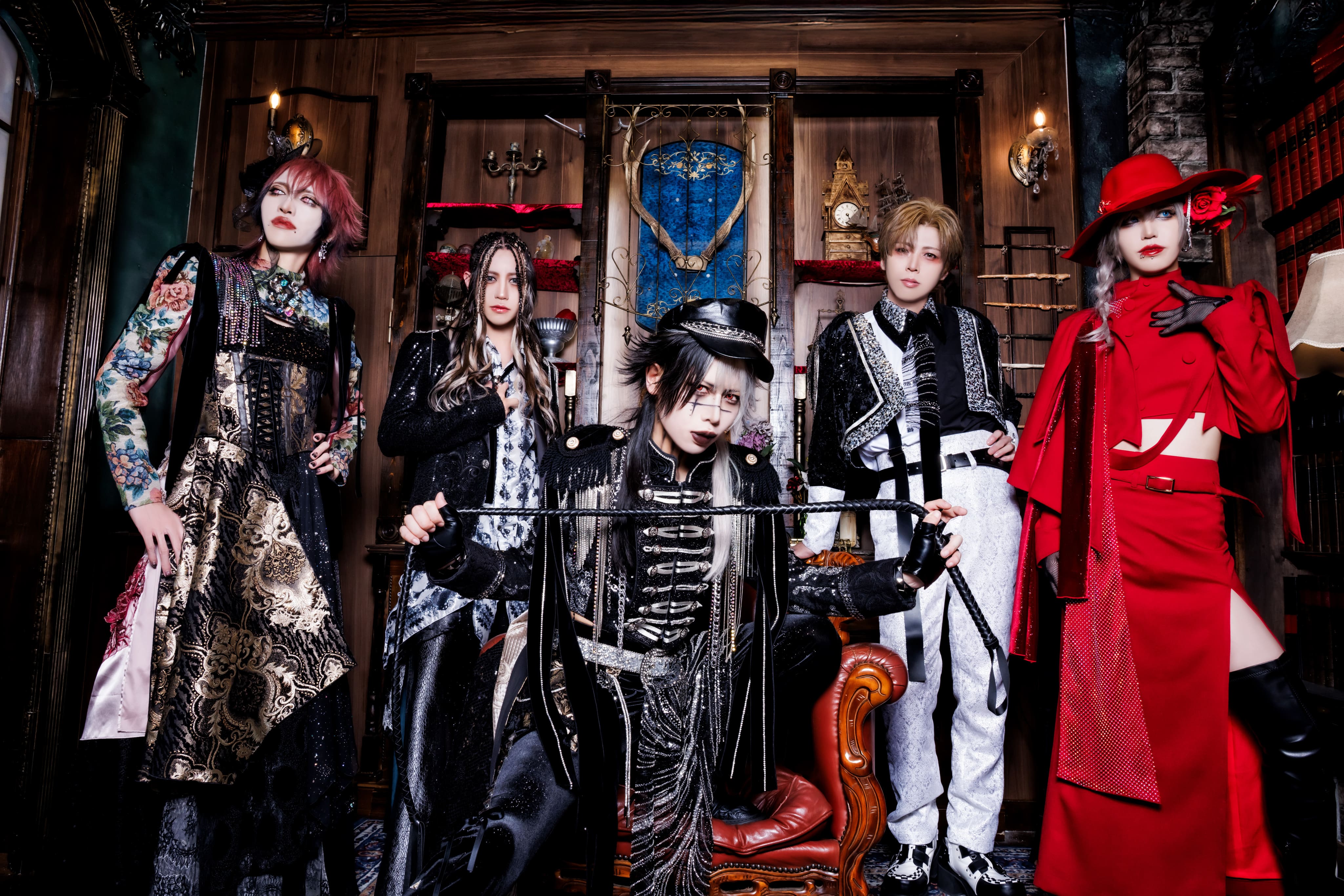 Kilometre Paris LOBBY BOY さわご Kilometre Paris LOBBY BOY