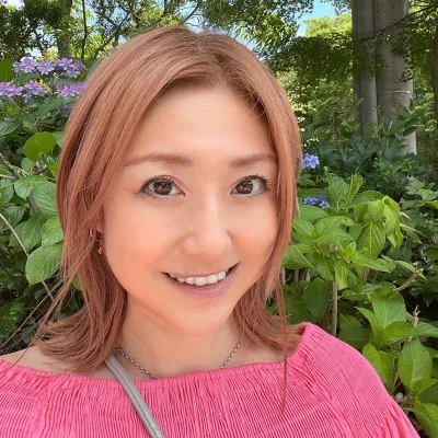 鈴木まひる